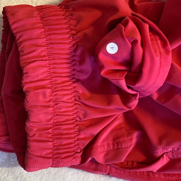 Lululemon Fuchsia Pink Shorts size 4 - Picture 2 of 4
